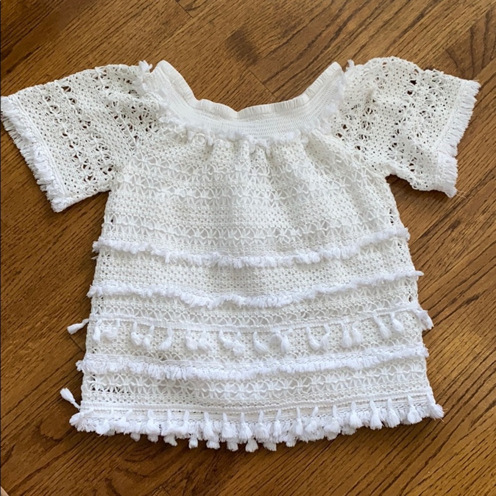 Off shoulder shirt